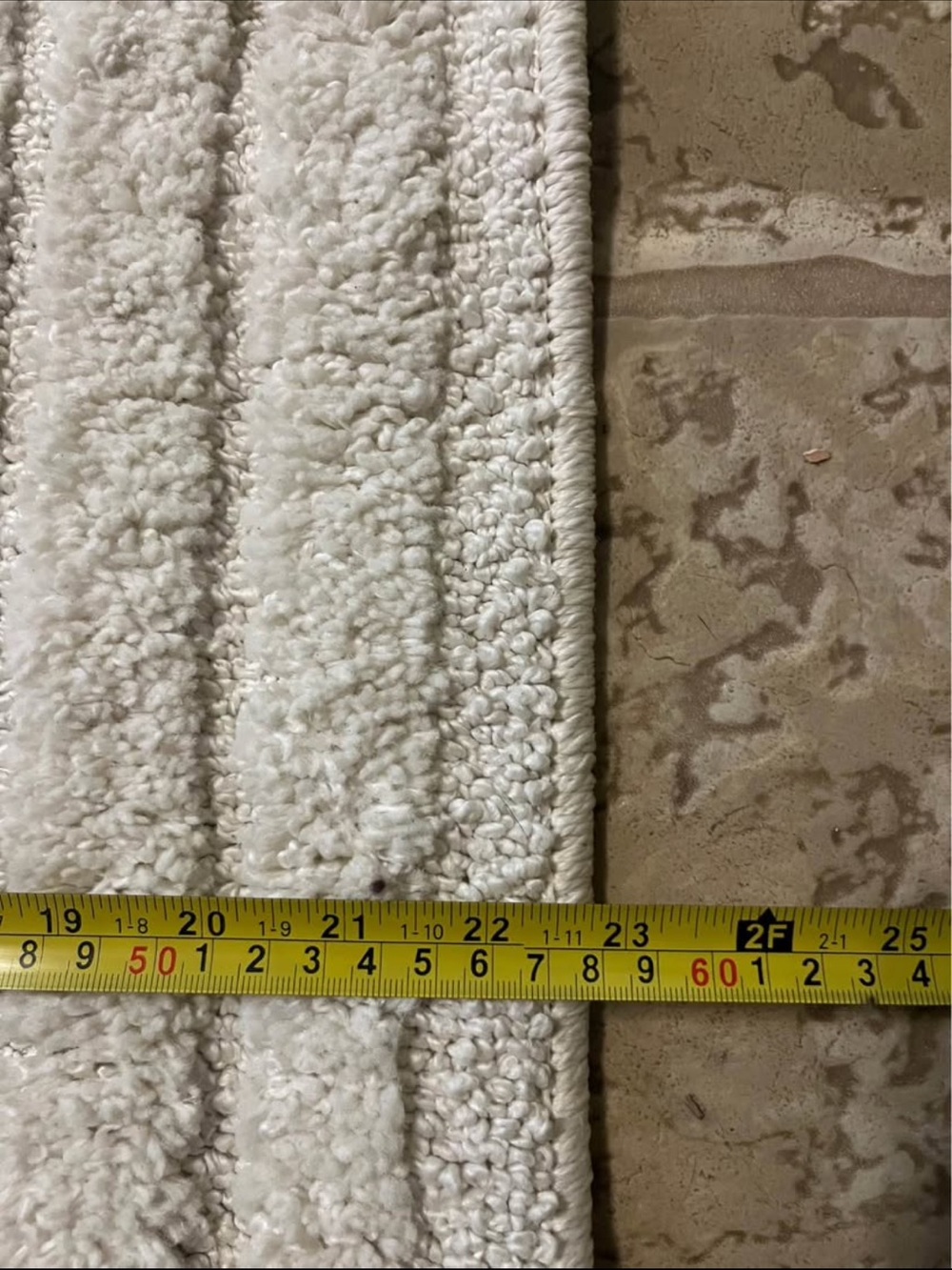 Neutral Cream Bath Runner Rug - Brand Unspecified - Picture 2 of 3